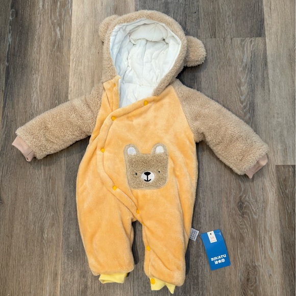 NWT 3 Month Winter Suit - Picture 1 of 2